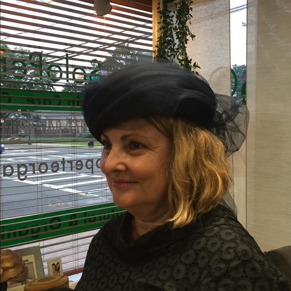 Meet your Posher, Cristina - Picture 5 of 7